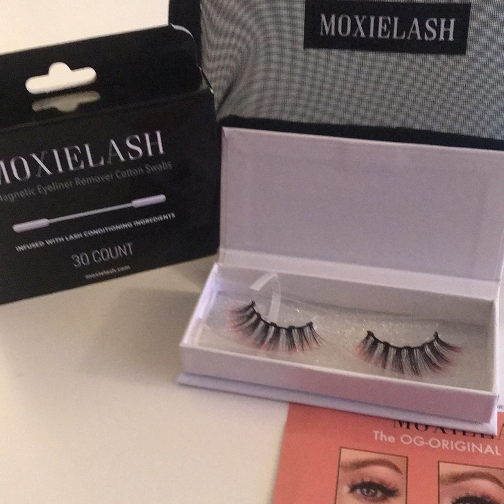 Moxie Eyelash Sunny Lash, Magnetic Eyeliner Remover Cotton Swabs, Clutch NEW - Picture 3 of 5
